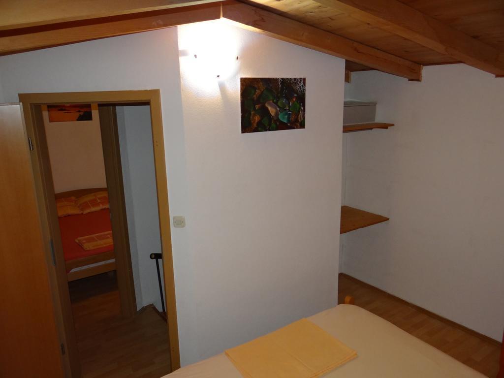 Holiday Home Milan Borje Orebic Ruang foto